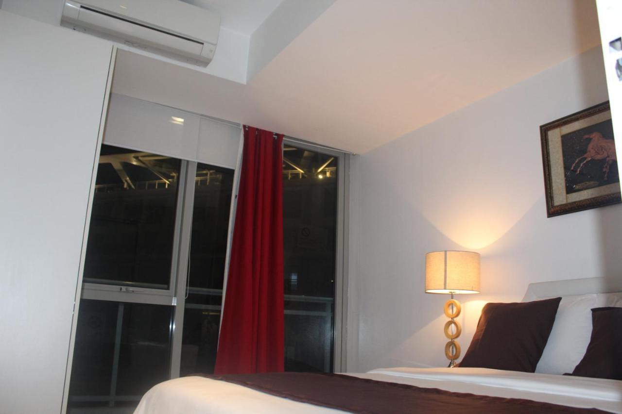 Azure C2 Balcony Wifi Near Mall Airport Multiple Units Paranaque City Экстерьер фото