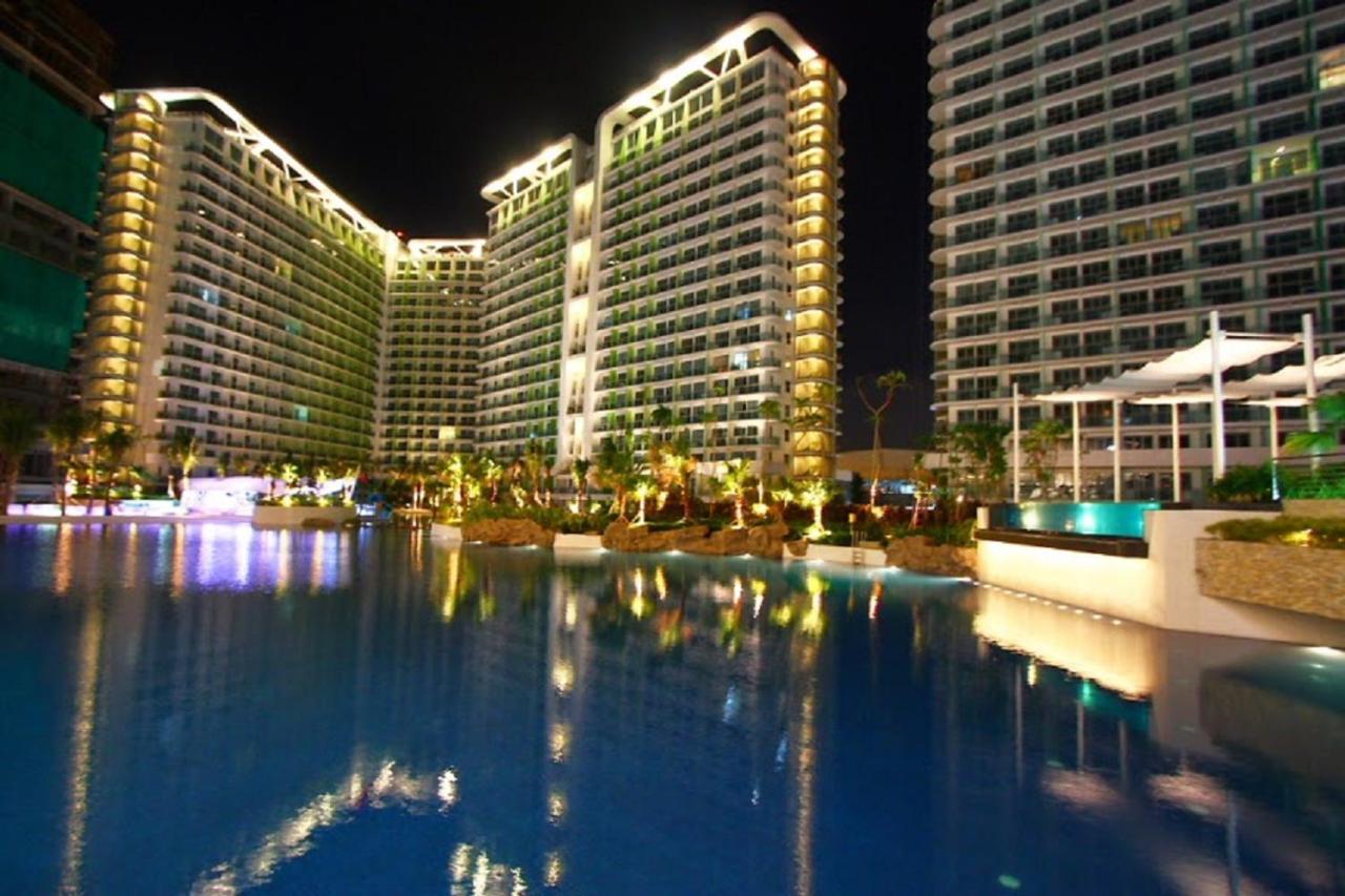 Azure C2 Balcony Wifi Near Mall Airport Multiple Units Paranaque City Экстерьер фото